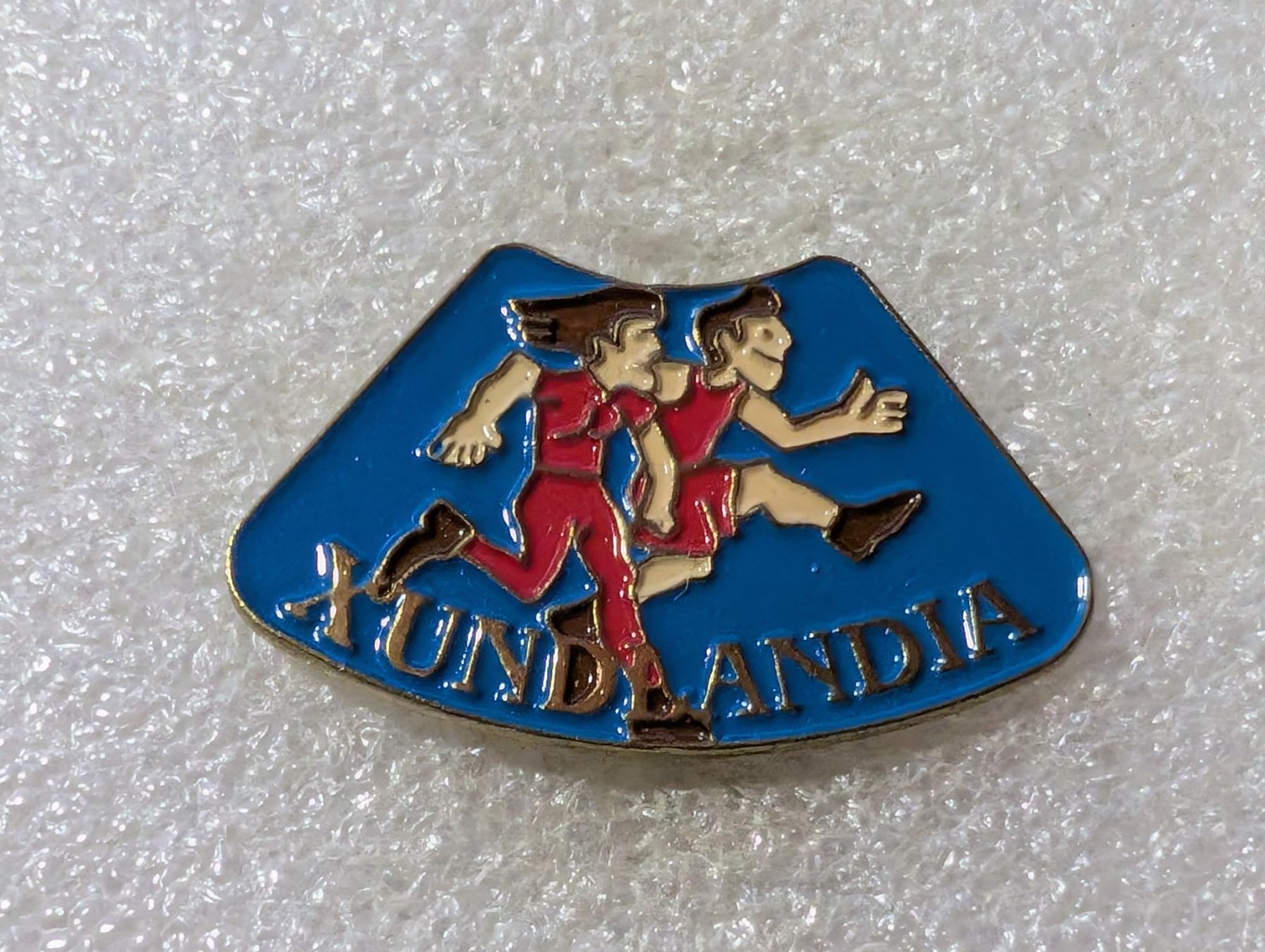 Placchette & Badge: Ansteckpin 108: Xundlandia – Usato da Oppligen venduto da Pin-Fall-Shop
