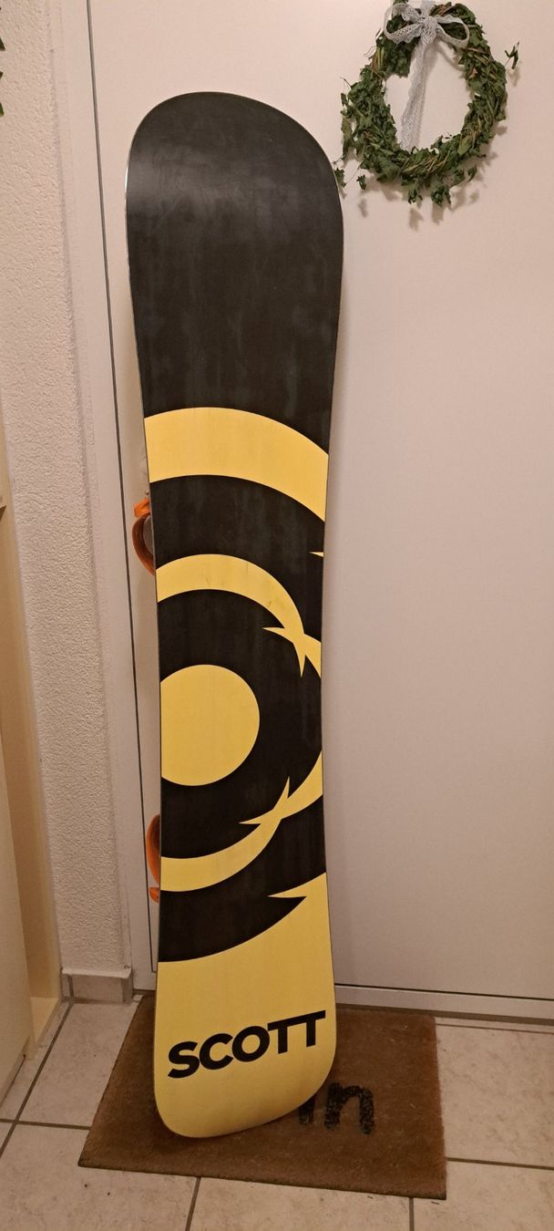 Board: Snowboard Scott Eclipse 165 mit Flow Bindung - Ready to Flow – Usato da Oppligen venduto da nbe_v726 1