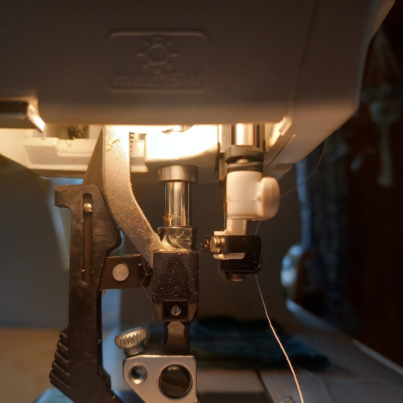 Pfaff Macchine da cucire: Nähmaschine Pfaff creative 7510 – Usato da Ganterschwil venduto da zaz_h9b6 5