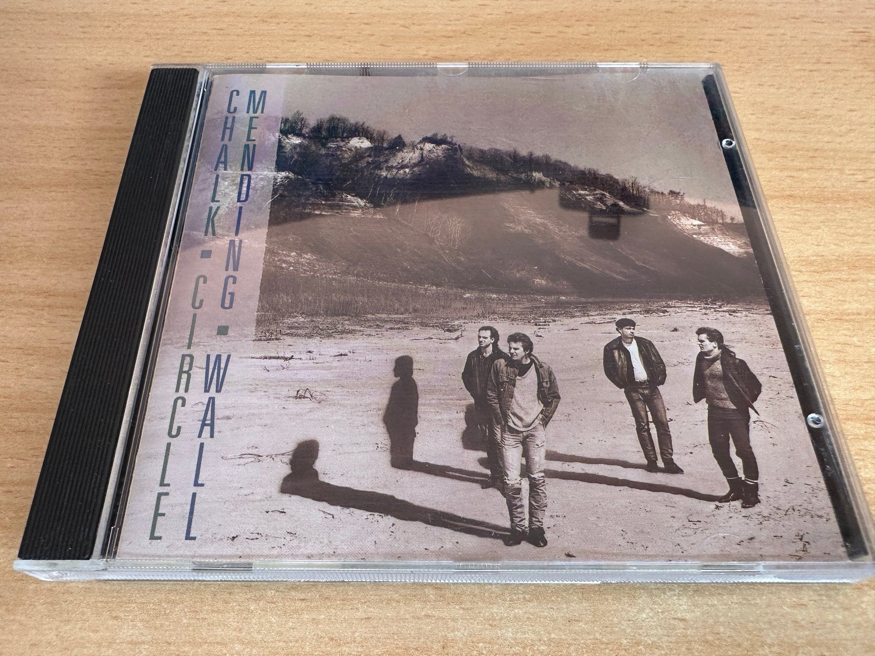 CD: Chalk Circle – Mending Wall – Usato da Rikon im Tösstal venduto da Alpenmutz