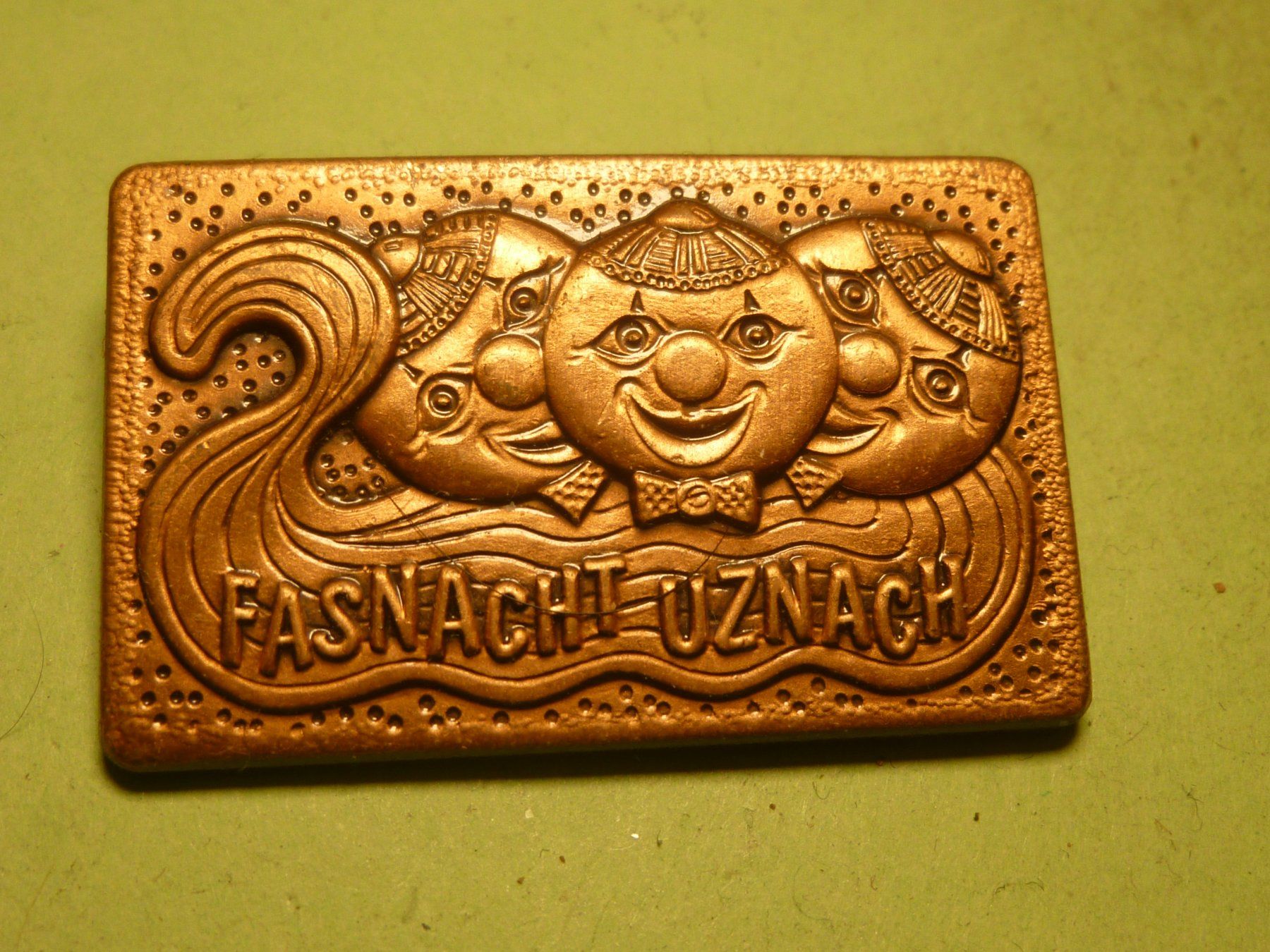 Placchette & Badge: UZNACH 2000 BRONZE – Usato da Ried (Muotathal) venduto da Mandarin02