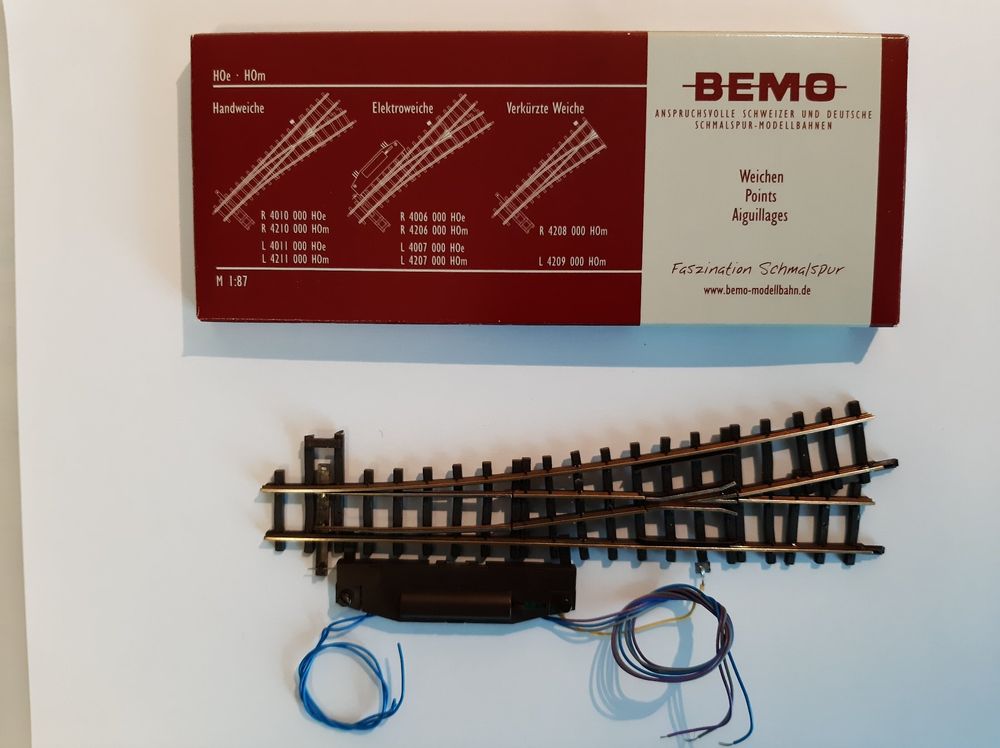 Bemo Modelleisenbahnen: Bemo H0m 4207 000 Weiche links 12° mit Antrieb – Gebraucht aus Thun von Schwarzsee48