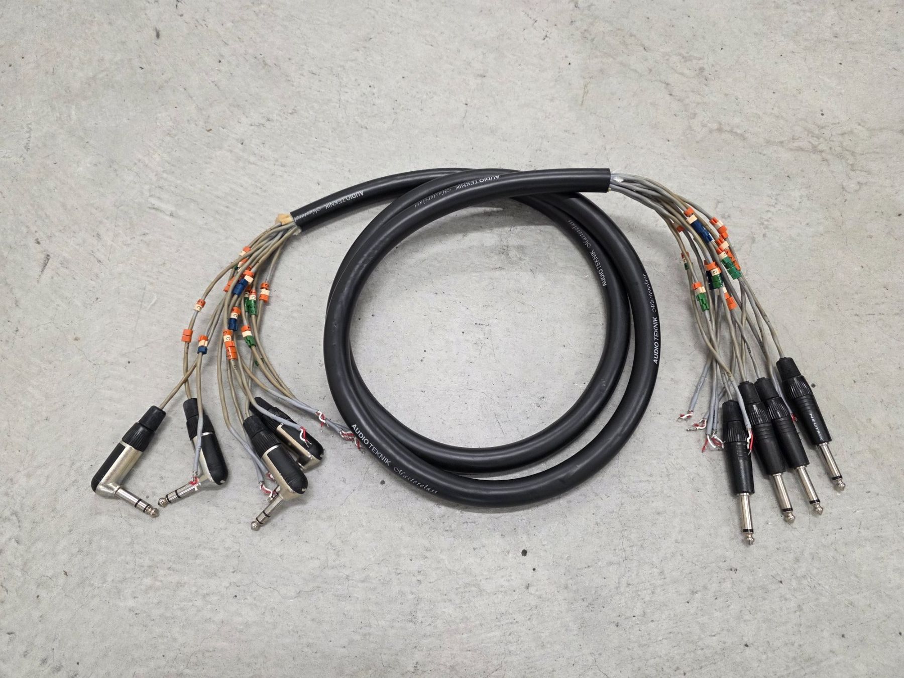 Cavi: Audio Cable 1.5m Multicore Balanced 12 Channels – Usato da Zürich venduto da 2JamMusic