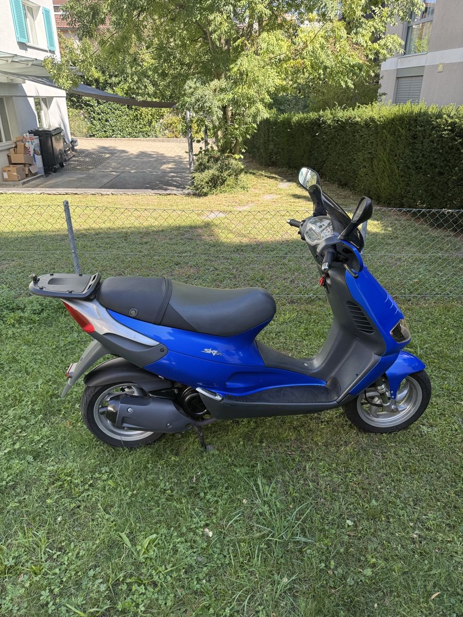 Piaggio Scooter: PIAGGIO SKR 125 CC – Usato da Winterthur venduto da Fabio_46 7