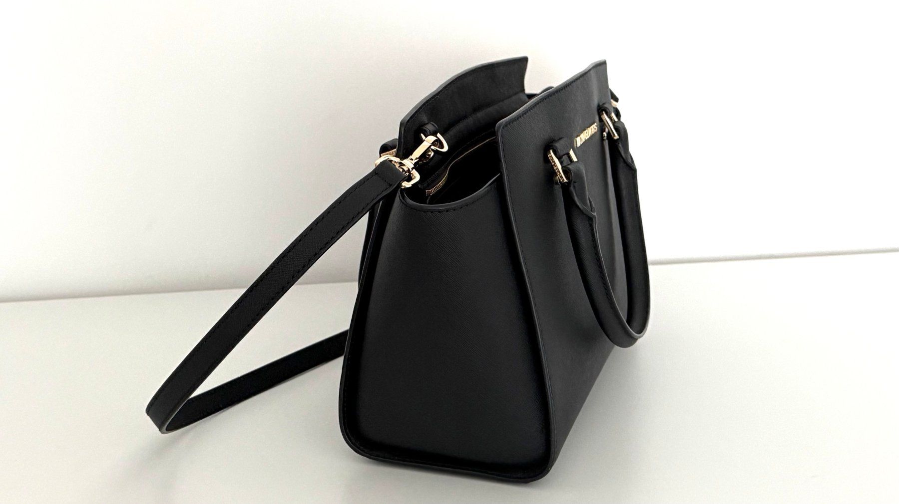Michael Kors Borse da donna: Henkeltasche Michael Kors schwarz – Usato da Männedorf venduto da Liberty05 2