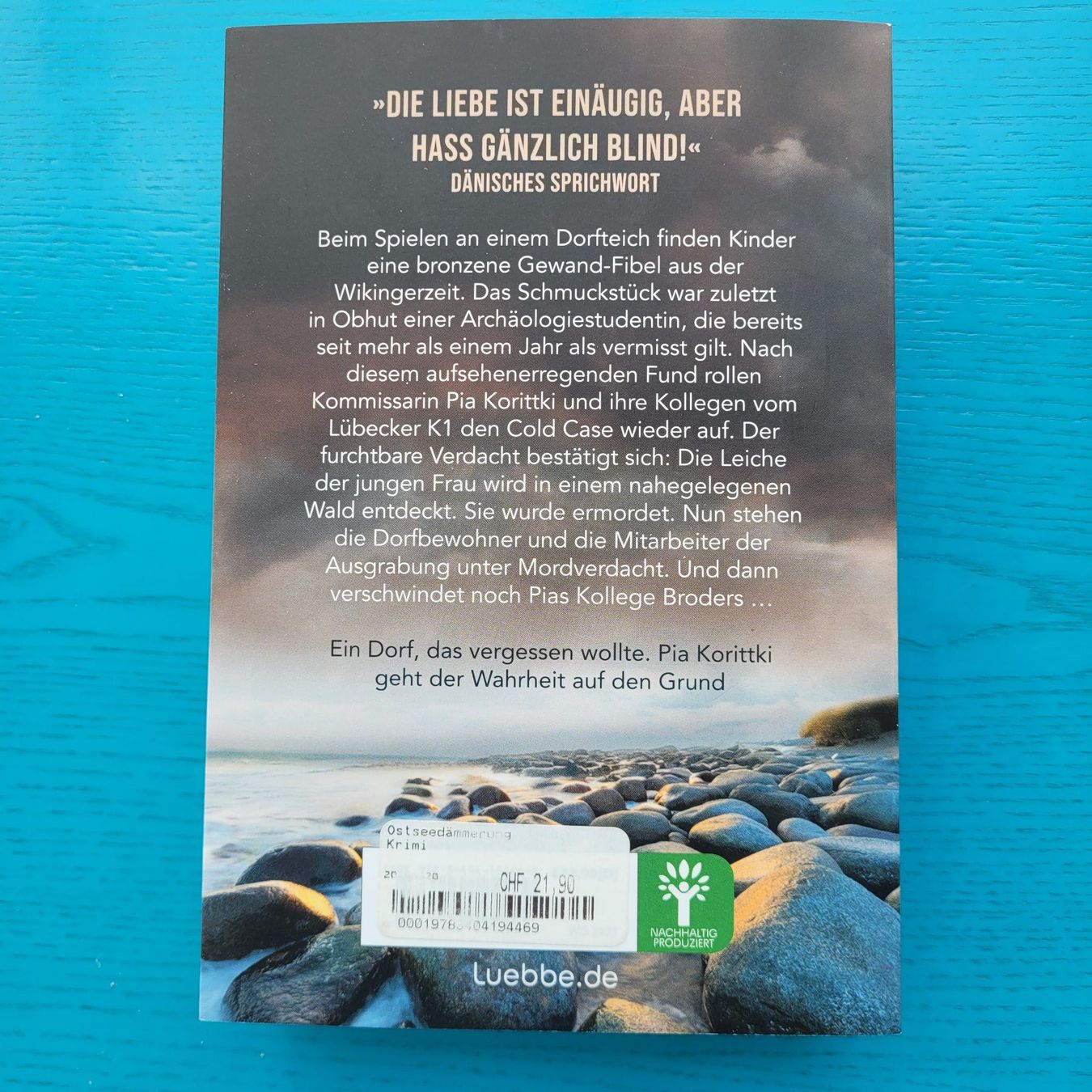 Libri: Eva Almstädt- Ostseedämmerung – Nuovo (secondo la descrizione) da SCHÜBELBACH venduto da CoKaHa 1