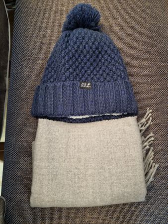 Kappen mit gratis Schal pro Set 10Fr nimmt man alle Kappe gr