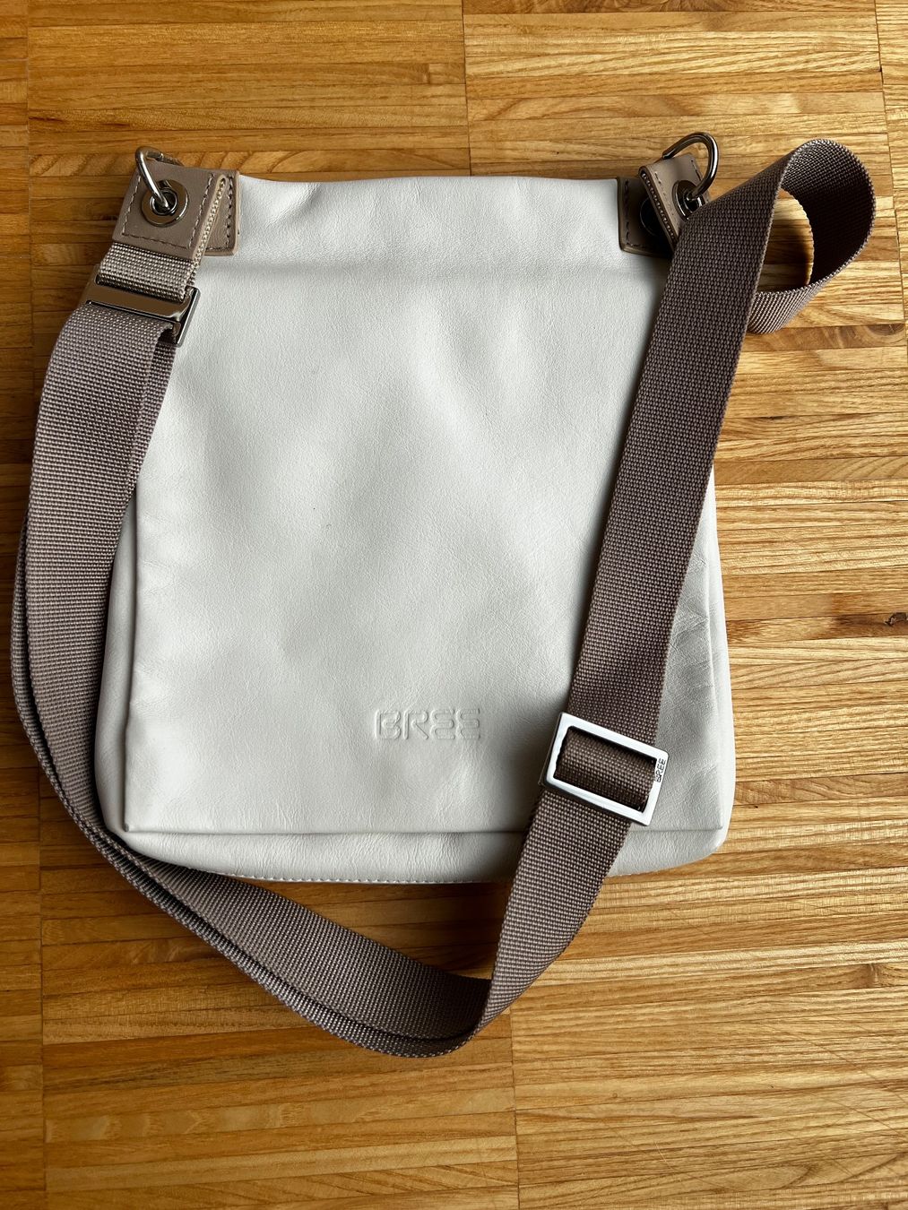 Bree Taschen für Damen: Tasche Bree Umhängetasche Leder Off-White – Gebraucht aus Schleinikon von mbr_jc95