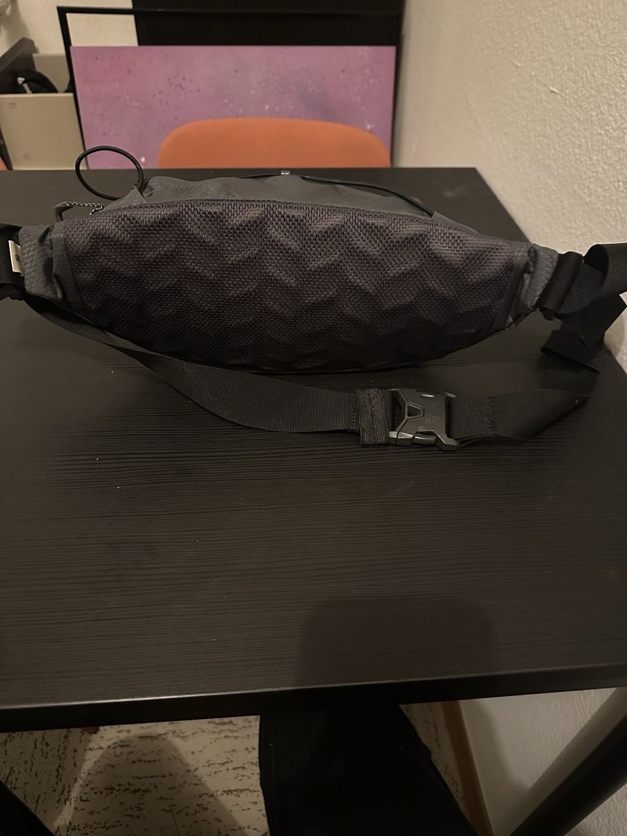 North Face Borse: The North Face sac banane – Usato da Lausanne venduto da Tipouze 2
