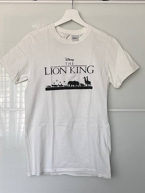 Disney T-shirt: T-Shirt – Usato da Würenlingen venduto da agn_xs7b