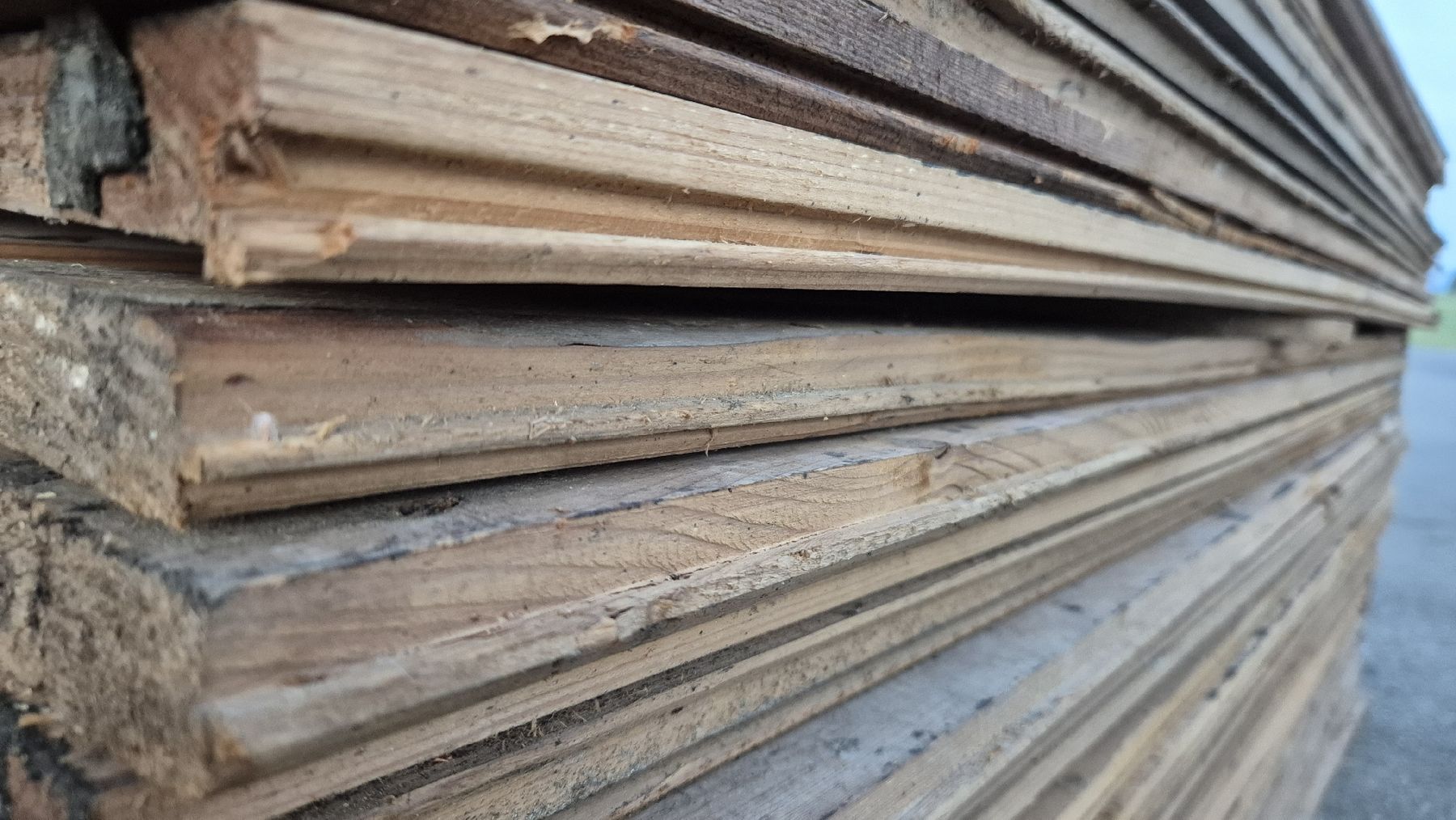Articoli in legno: Bretter, Täfer, Holz – Usato da Wetzikon ZH venduto da Fagus 3