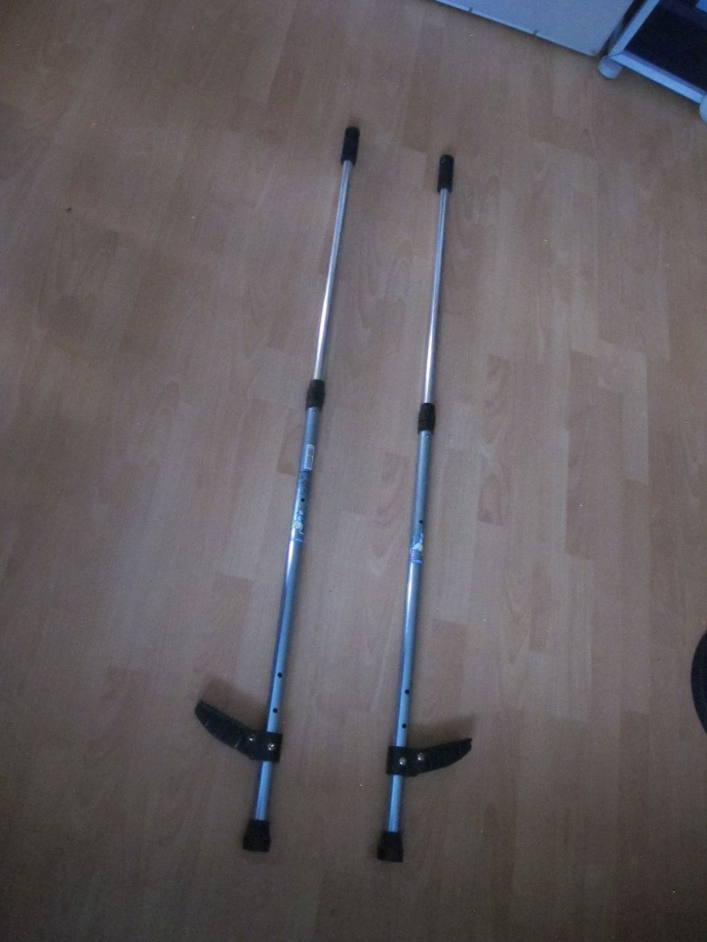 Altri accessori: Alu Stelzen Stöcke – Usato da Löhningen venduto da Chimae67 2