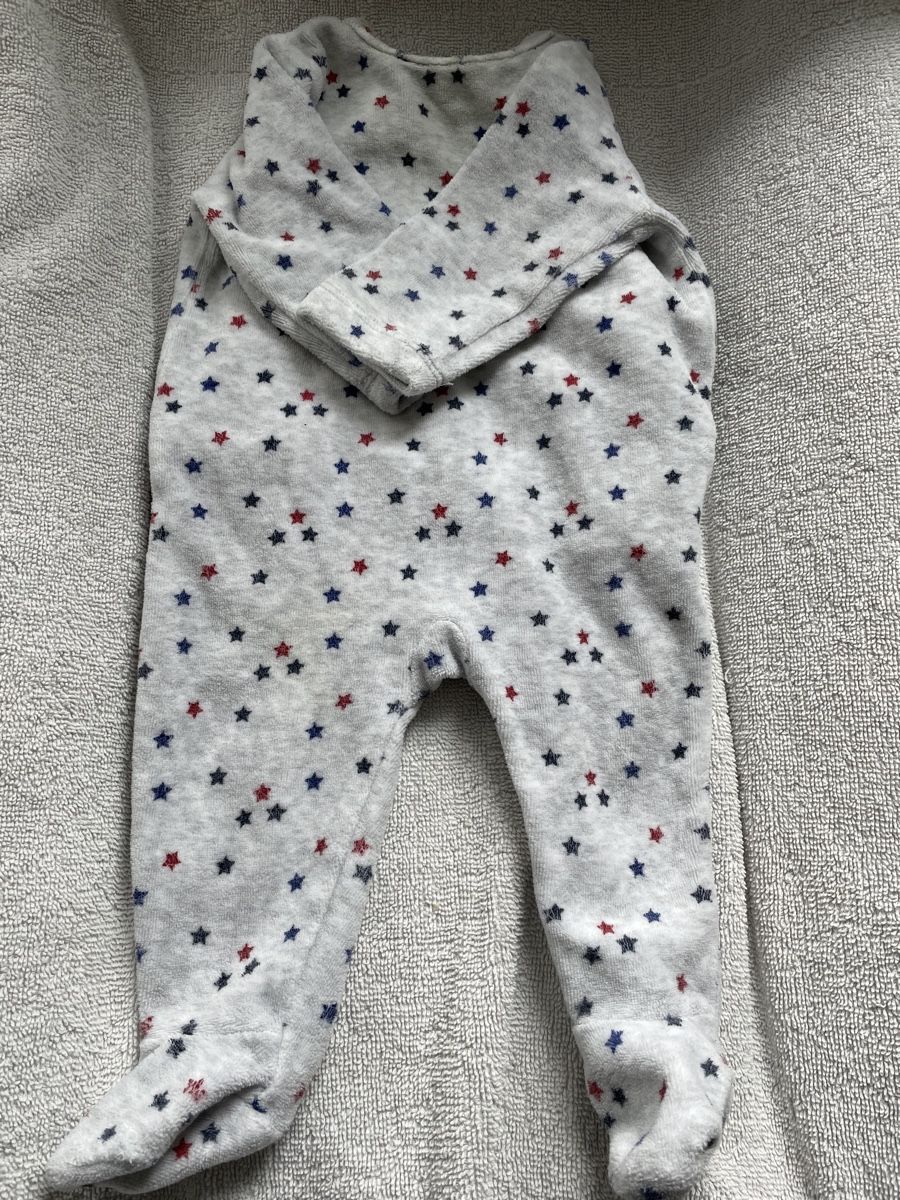 Pigiama & Simili: Cute Star Baby Onesie, Grey 60 – Usato da Zürich venduto da muz_5h6k