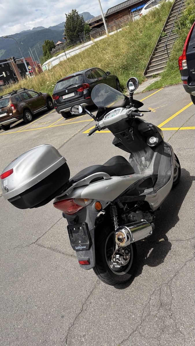 Kymco Scooter: Kymco 125cc – Usato da Sargans venduto da sargans2015 2