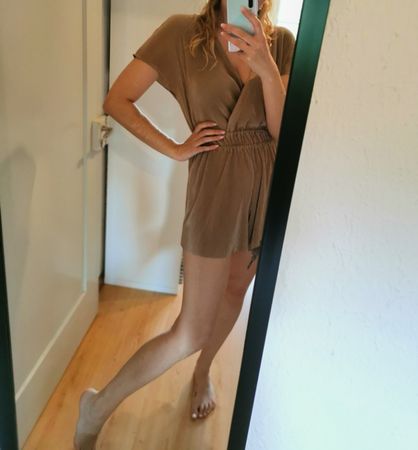 Trendiger Sommer Jumpsuit, Grösse M, perfekt für den See!