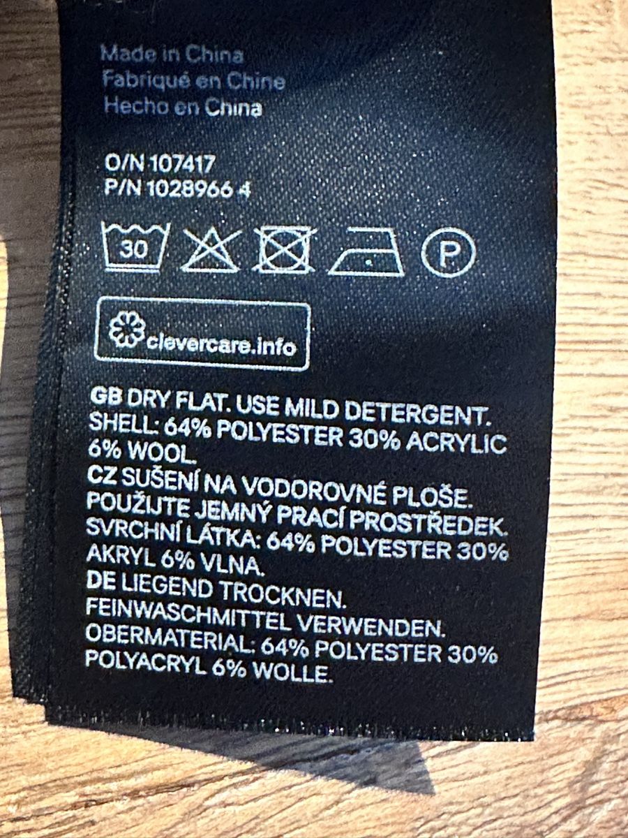 H&M Maglioni & Felpe: H&M Damen Rollkragenpullover beige Gr. S gestreift – Usato da Dänikon ZH venduto da Annikaberg 6