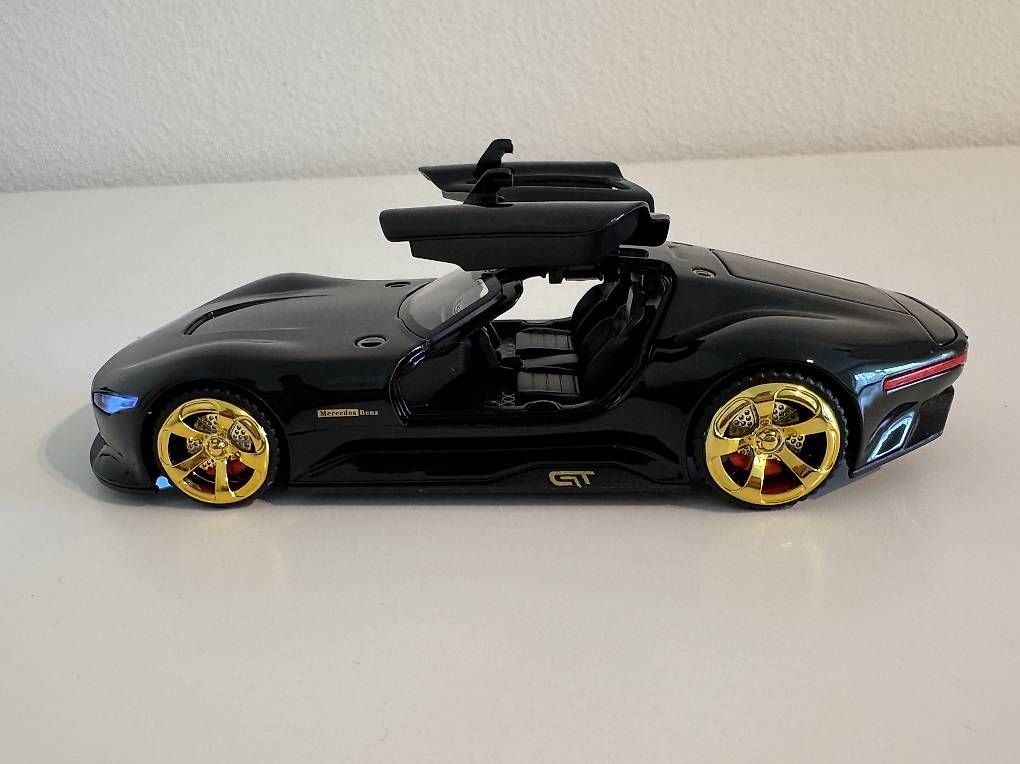 Modellini d'auto: Model Auto Mercedes  – Usato da Bäretswil venduto da Ser_9h6p 3