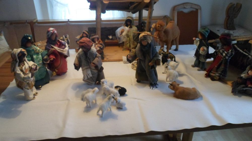 Holz Weihnachtskrippe Handgefertigt Italien - 25,4x12,7x20,3cm Für Krippenfiguren