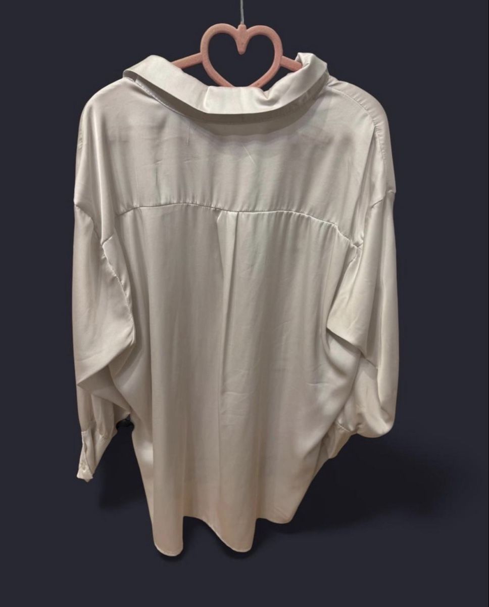 Blusen: Bluse Seide – Neu (gemäss Beschreibung) aus Marbach SG von Rob_sta 1