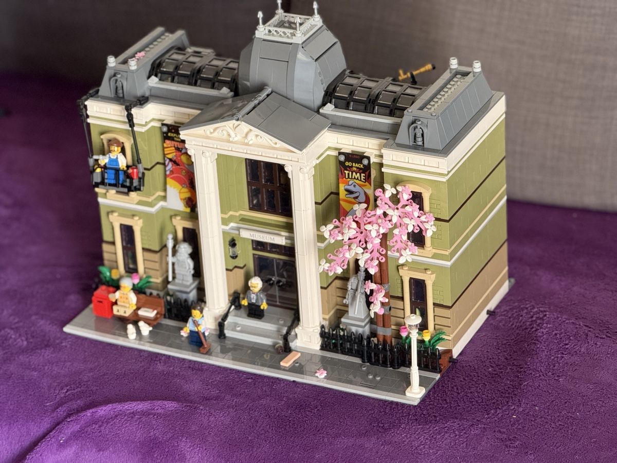 Lego Kit di costruzioni: Lego Natural History Museum Set – Usato da Olten venduto da isa_9tm8 1