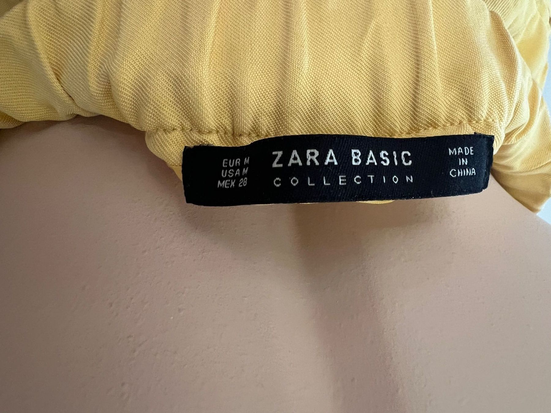 Zara Hosen: Zara  Sommerhose, gelb, Gr. M – Gebraucht aus Zürich von ost_5sdl 4