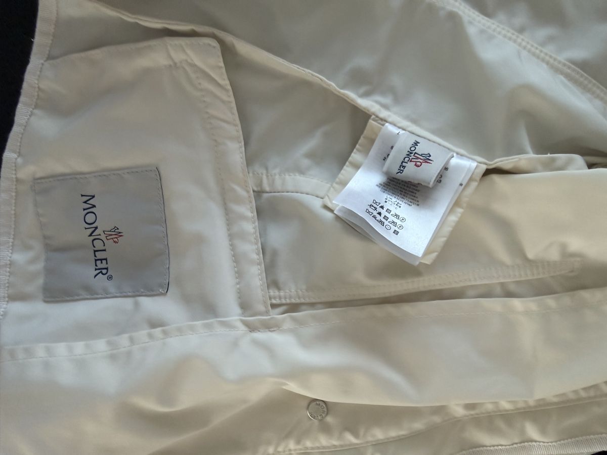 Moncler Jacken: Moncler Women Jacket Size 0 – Gebraucht aus Herrliberg von Tubalp 4