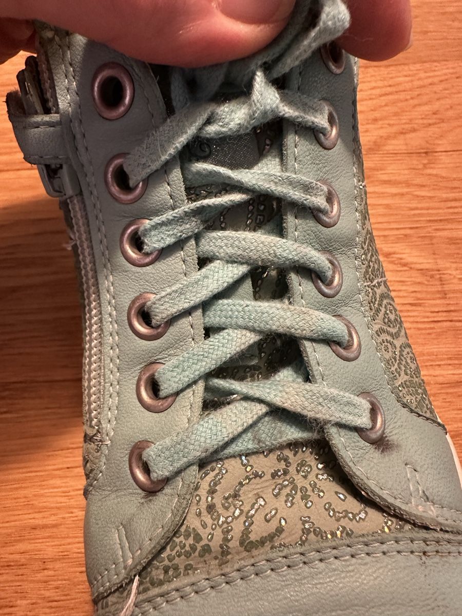 Scarpe per ragazze: Schuhe Telyoh Gr. 37 – Usato da Wettingen venduto da Sternetaenzerin 3