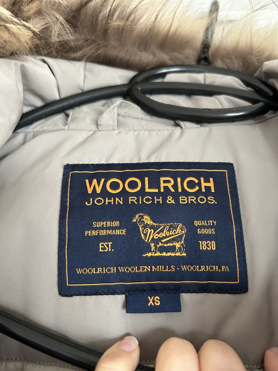 Woolrich Giacche: Woolrich Winterjacke Damen – Usato da Hunzenschwil venduto da elm_mb67 3