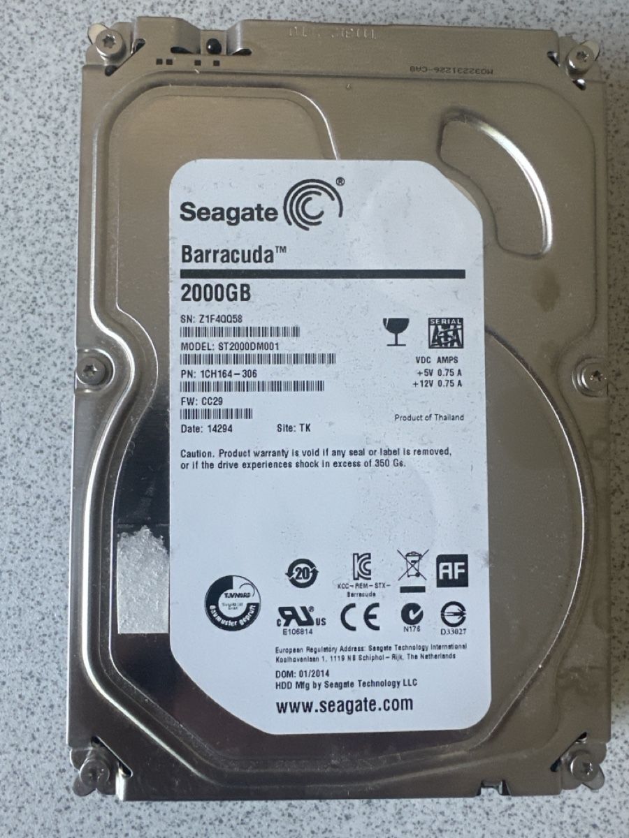 Seagate Dischi rigidi: Seagate Barracuda 2TB 3.5" SATA III HDD – Usato da Amriswil venduto da Rederic7