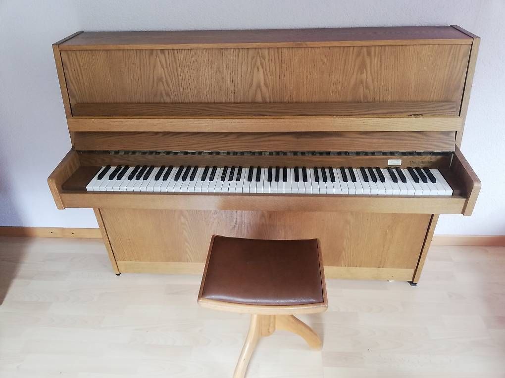 Strumenti musicali: Piano – Usato da Monthey venduto da Cocol01 1