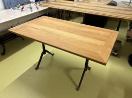 Esstisch, Beizentisch, Holztisch, Gussfüsse