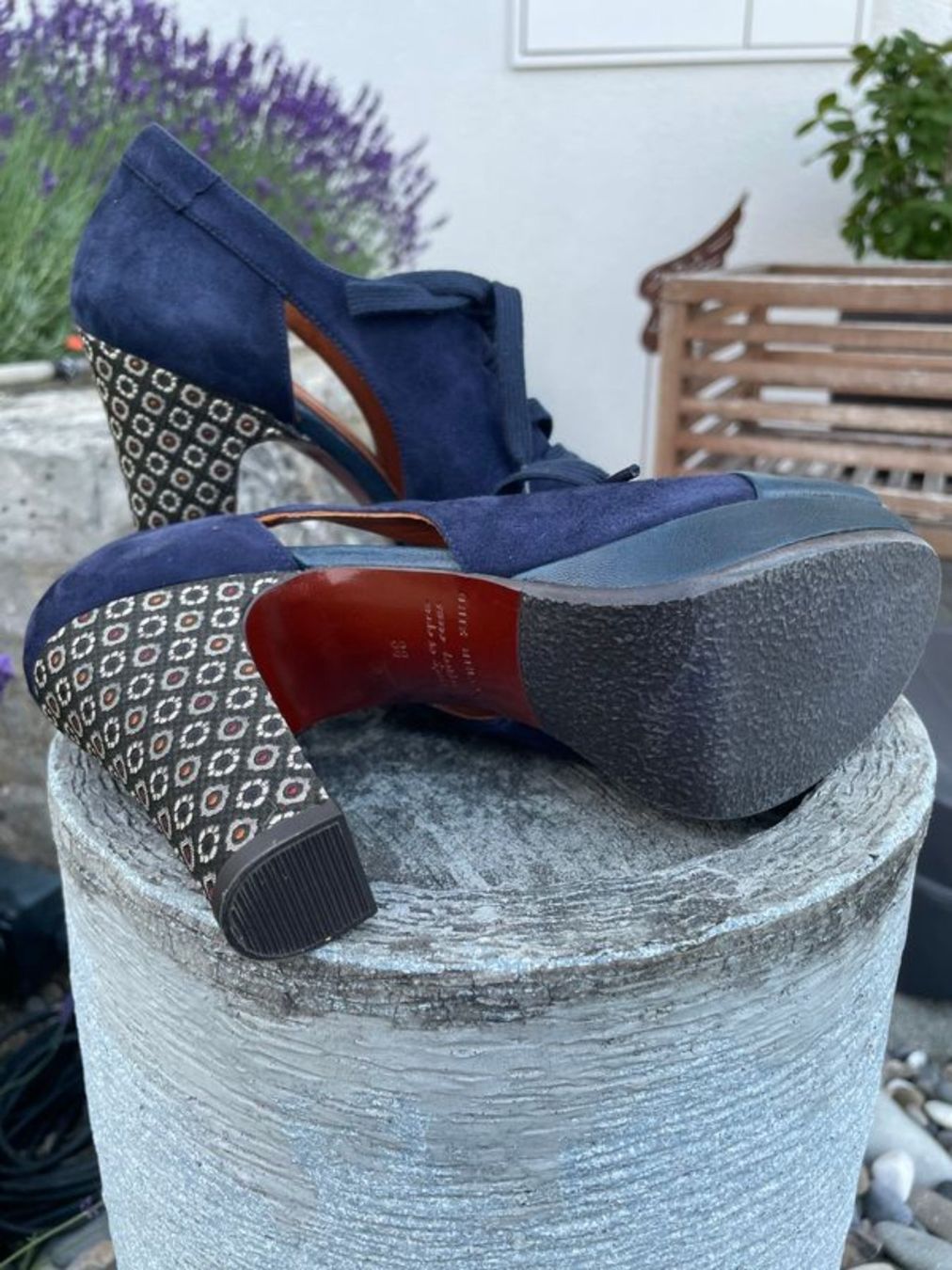 Chie Mihara Scarpe da donna: Chie Mihara Designer-Schuhe – Nuovo (secondo la descrizione) da Thalheim AG venduto da sus_6l96 1