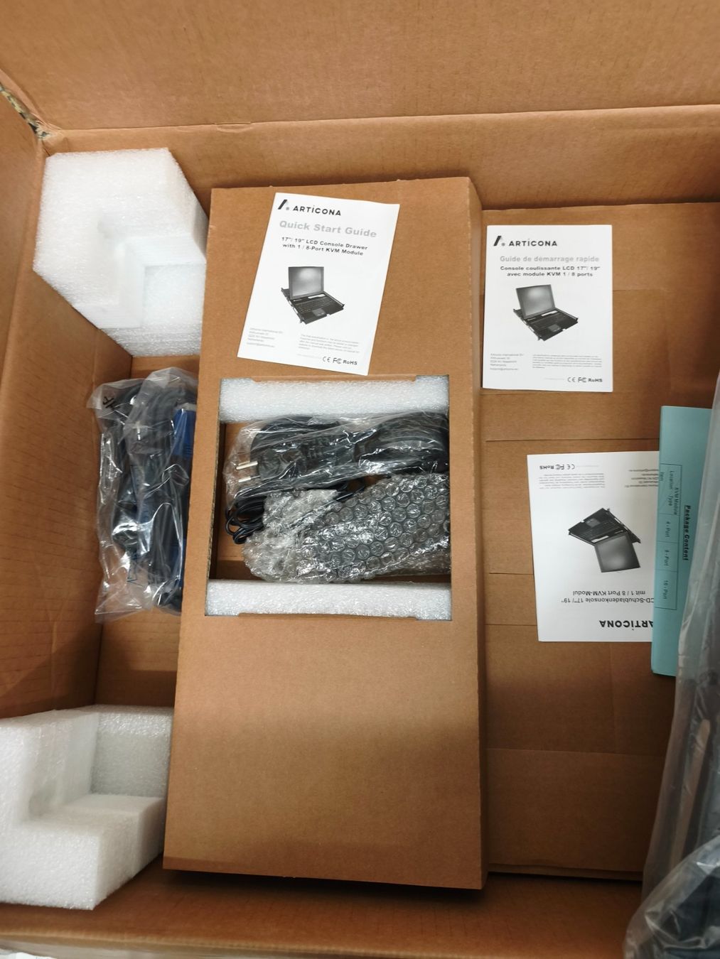 Konsolen: Articona KVM Switch Rack Konsole 17" / 19" Schubladenkonsole – Neu und originalverpackt aus Dornach von ame.hq 4