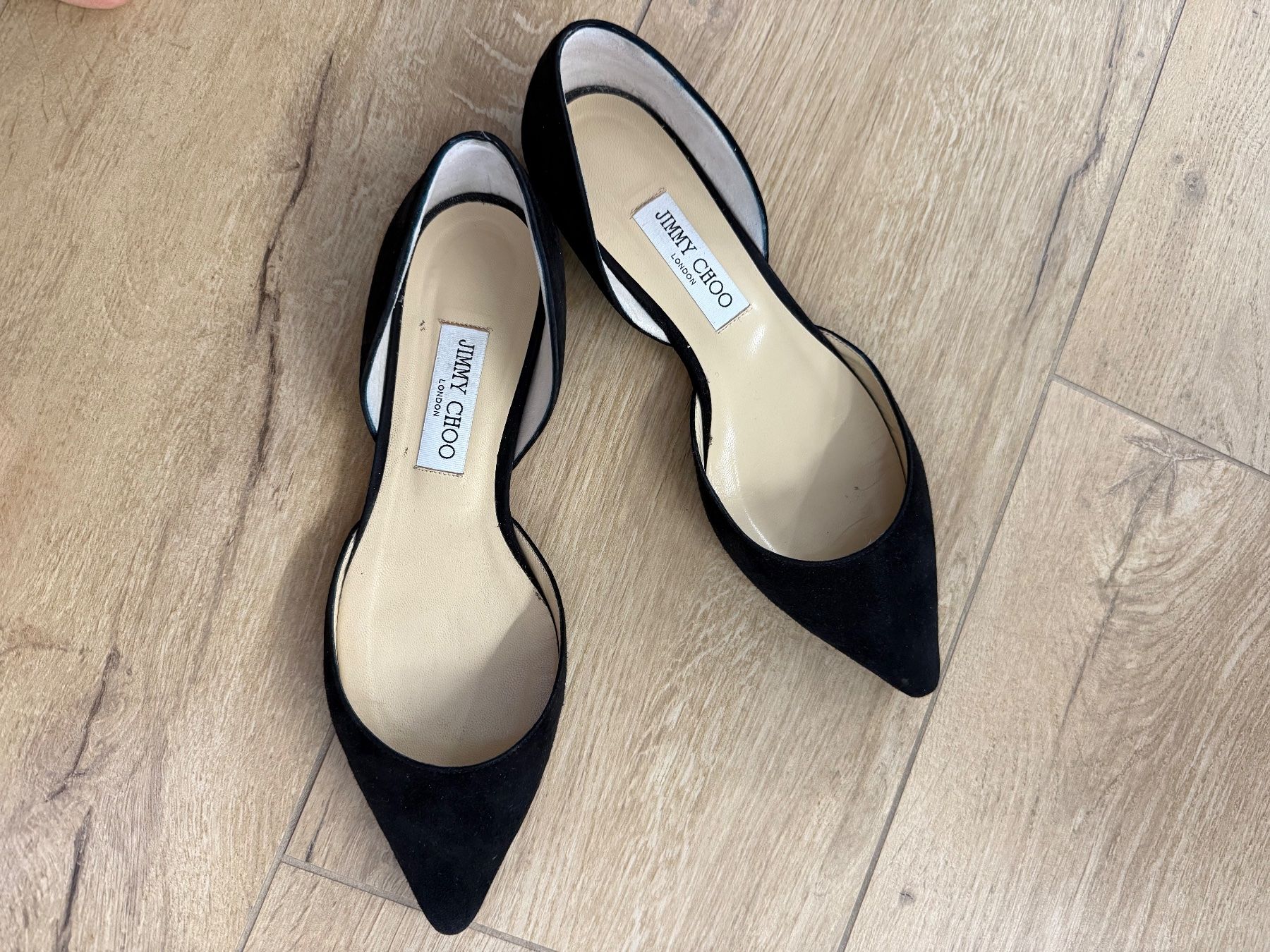 Jimmy Choo Scarpe da donna: Jimmy Choo Ballerinas schwarz Velour – Usato da Birmensdorf ZH venduto da IrynaR