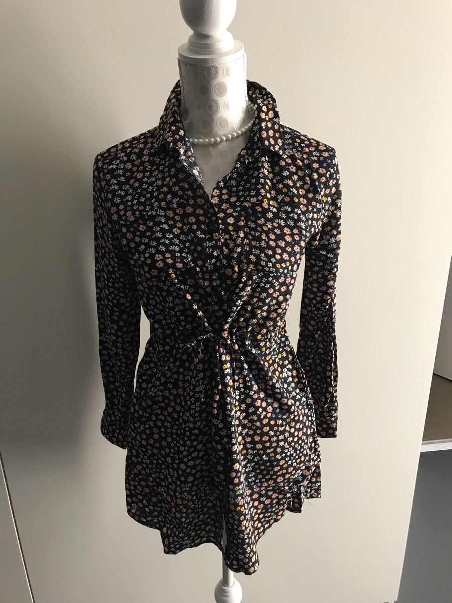 Lotti & Set di vestiti: Herbst Mädchen Kleider Paket Gr. 152-164 – Usato da Solothurn venduto da Tony037 2