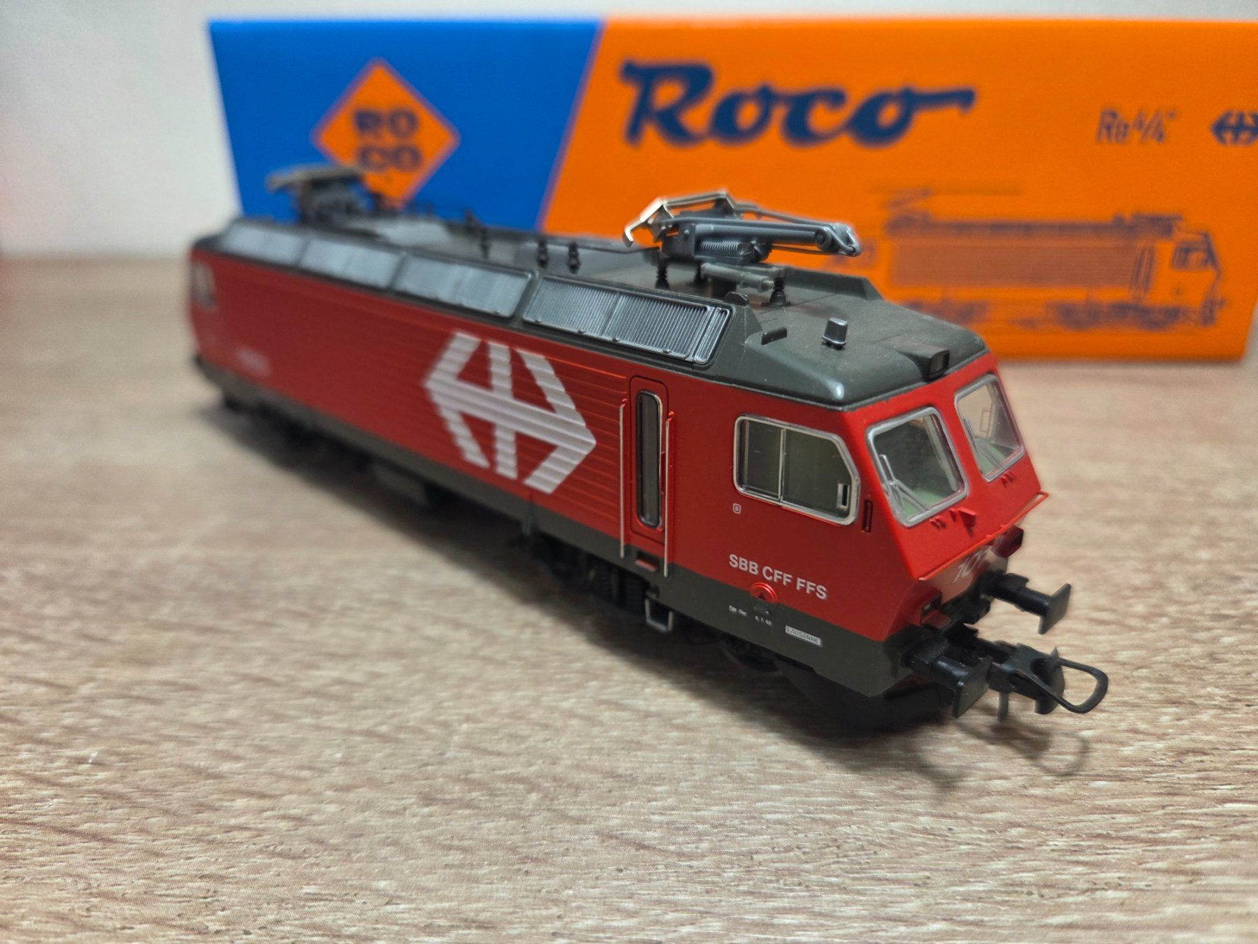 Roco Modellini di ferrovie: Roco 04178 B E-Lok 10103 SBB H0 – Usato da St-Aubin-Sauges venduto da Lo_Go 3