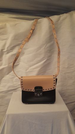 Sac à bandoulière Navyboot cuir noir et beige, comme neuf!