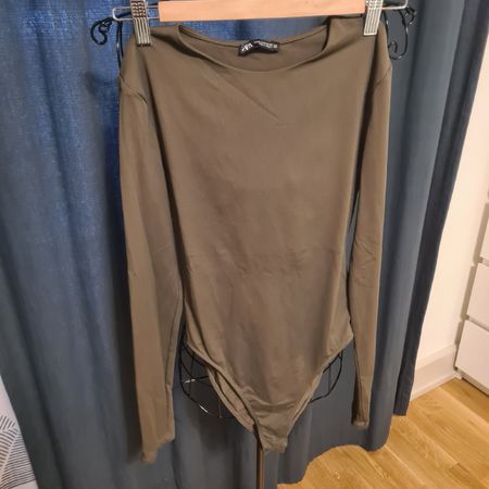 body von zara gr M oliv grün