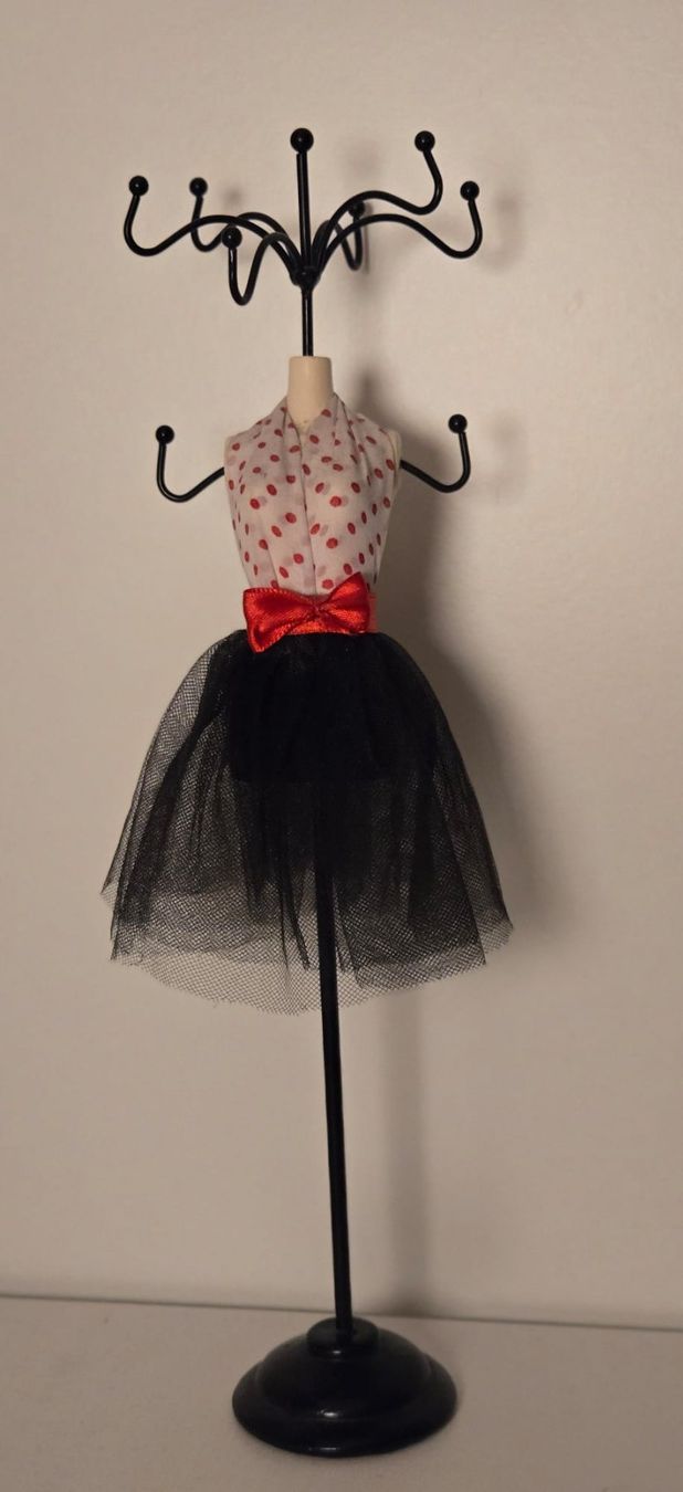 Portagioie: Hübscher Schmuckständer im Tutu-Design – Usato da Rheinsulz venduto da Gilea 1