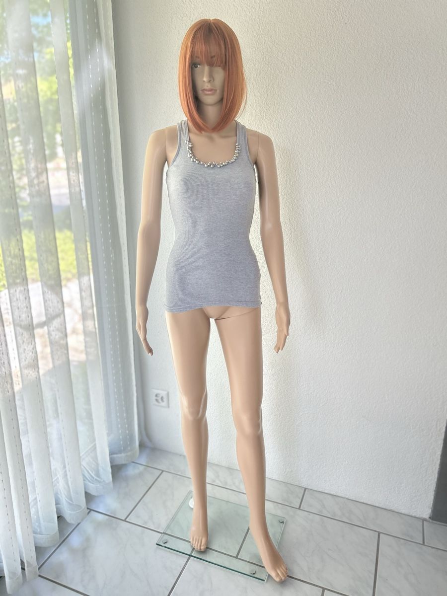 Top: Forever 21 Tank Top Grey Size S/M good condition – Usato da Saland venduto da ele_vc96 1