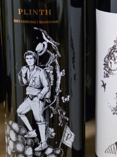 Vins: Plinth CAB 2021 - 75cl – Neuf avec emballage d'origine à Steinmaur par Mediascan