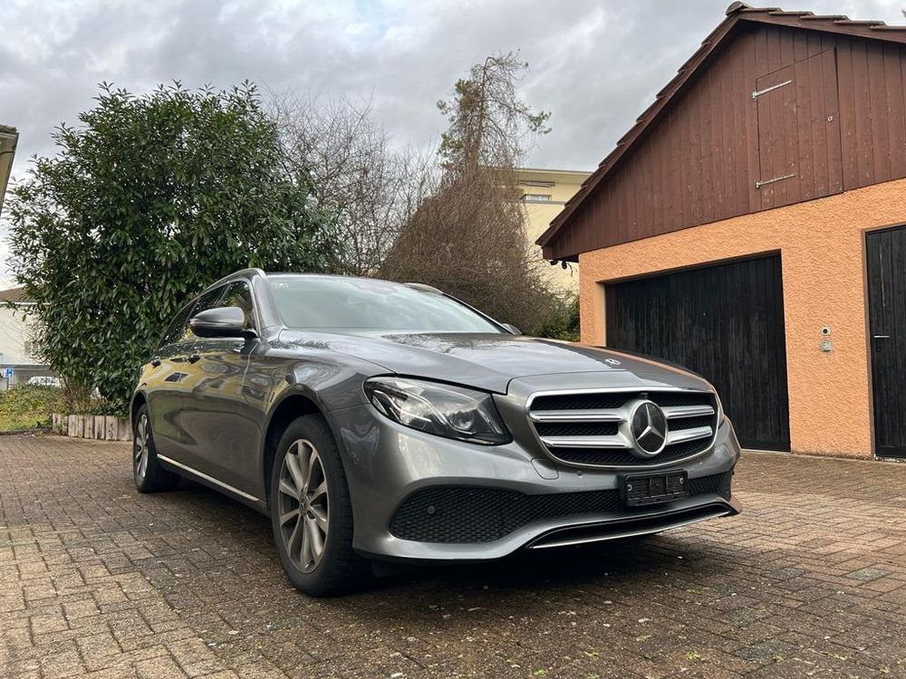 Mercedes-Benz E220 d