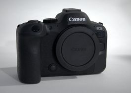 Fast NEUE Canon EOS R6 Mark II mit Werks-Garantie