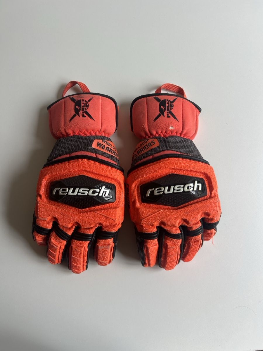 Handschuhe & Handstulpen: Reusch Fingerhandschuhe Worldcup Gr. 8.5 – Gebraucht aus Nesslau von Sclips