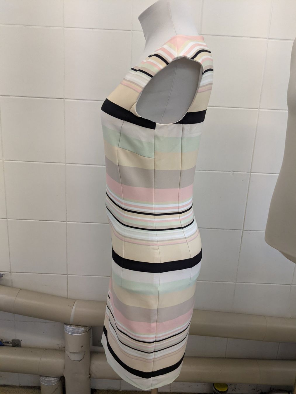 Vestiti: Damenkleid GR 36 – Nuovo (secondo la descrizione) da Langnau am Albis venduto da Judithsebi 1