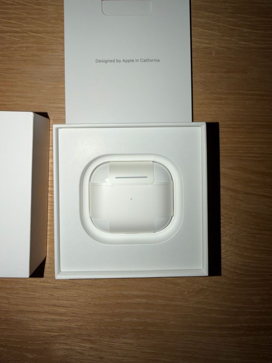 Apple Casques audio: Apple AirPods 3. Generation neu und originalverpackt – Neuf avec emballage d'origine à Gutenswil par Kev911 1