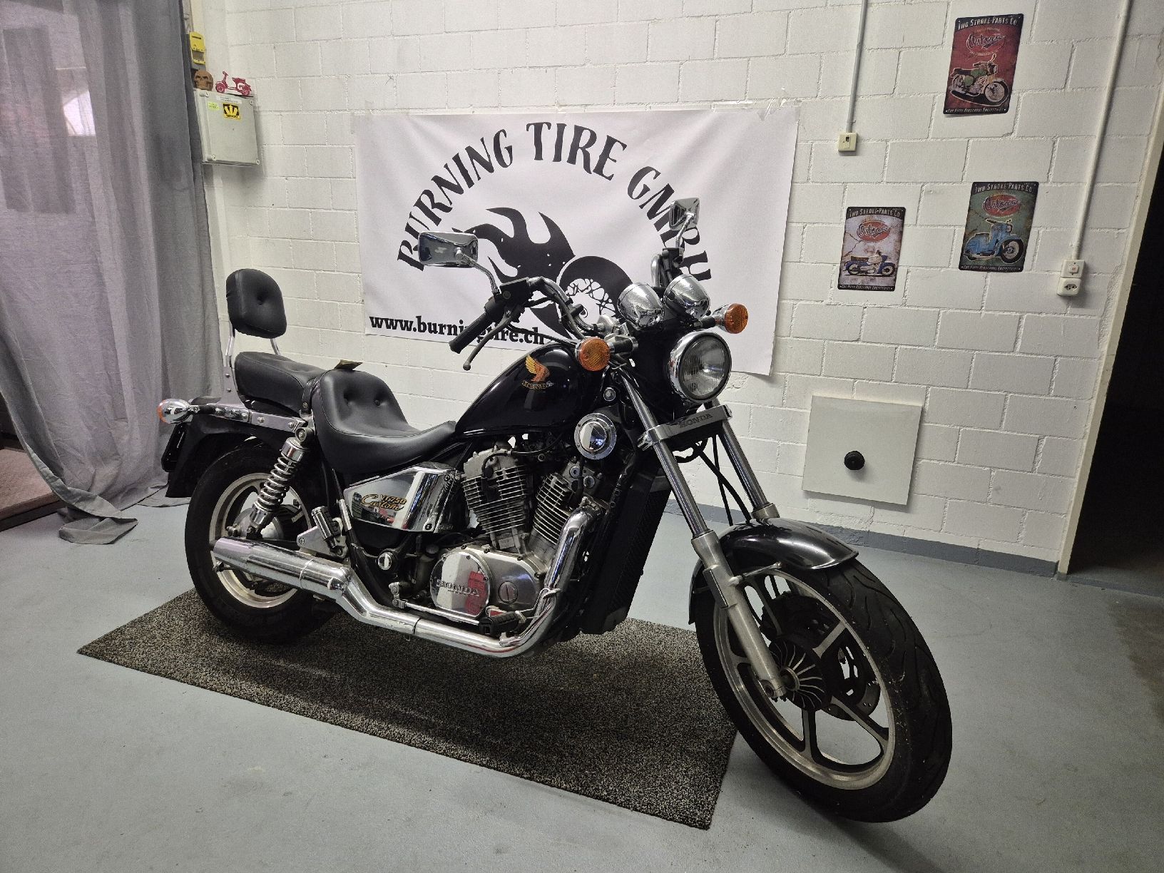 Honda Cruisers: Honda VT 750 C 37kw – D'occasion à Wynau par Bastel87