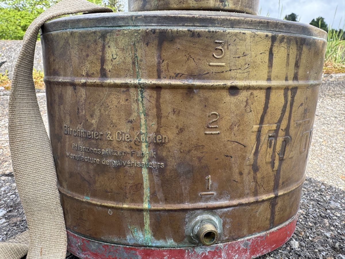 Tutte le decorazioni: Antike Pflanzenspritze – Difettoso da Bauma venduto da Michelle.05 1