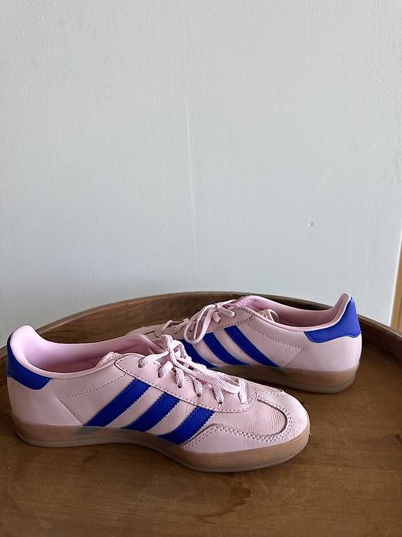 Damenschuhe: Adidas Gazelle Pink & Blau – Gebraucht aus Hünenberg von ln_22 2
