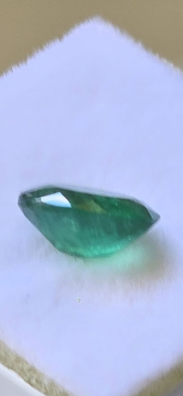 Pietre preziose: Smaragt nartural 1.35ct – Nuovo (secondo la descrizione) da S. Antonino venduto da paoloc1842 1